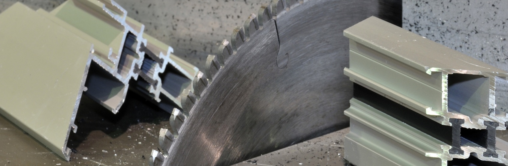 Maskiner til aluminium